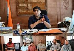 DC Shopian reviews implementation of self- employment schemes