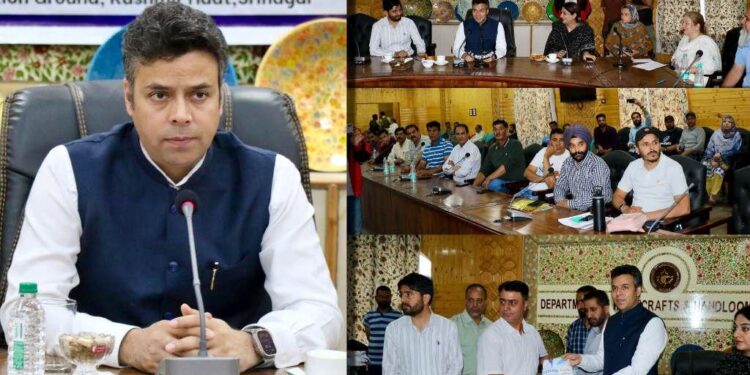 DC Srinagar inaugurates Potential Entrepreneurship Mela at Kashmir Haat