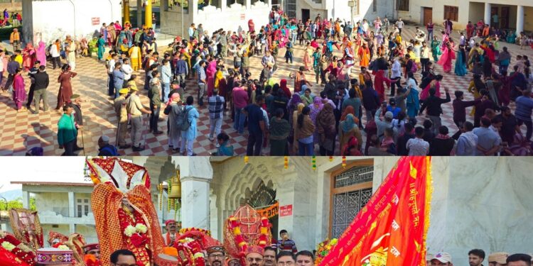 DC flags off Shri Mindhal Mata Yatra from Kishtwar