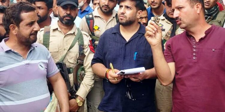 DC Rajouri reviews development, connectivity & Youth Engagement initiatives in Darhal