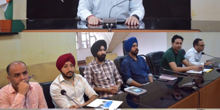 DC reviews functioning of Animal and Sheep Husbandry Departments in Poonch District