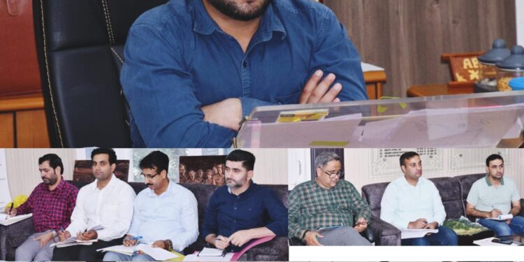DC Rajouri reviews formulation of Capex budget, Village Action Plans