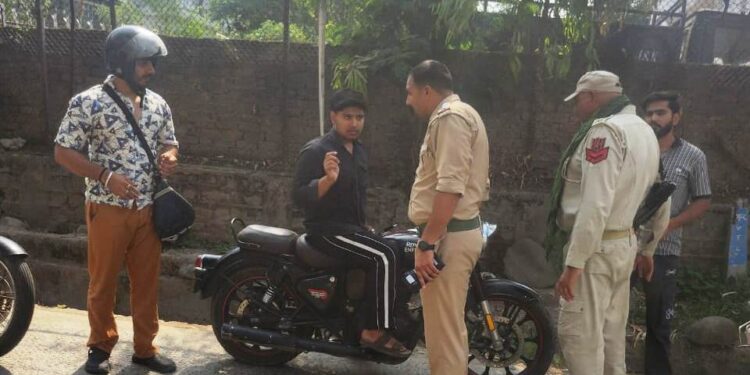 Road safety enforcement drive conducted in Rajouri; violators booked
