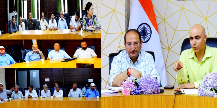 DC Kishtwar engages with Senior Citizens Council, commits to resolve key issues