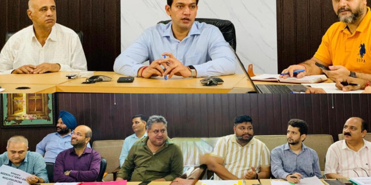 DDC Kathua reviews progress of PWD Sector projects