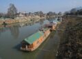 Jhelum water levels dip sharply as dry spell grips Kashmir