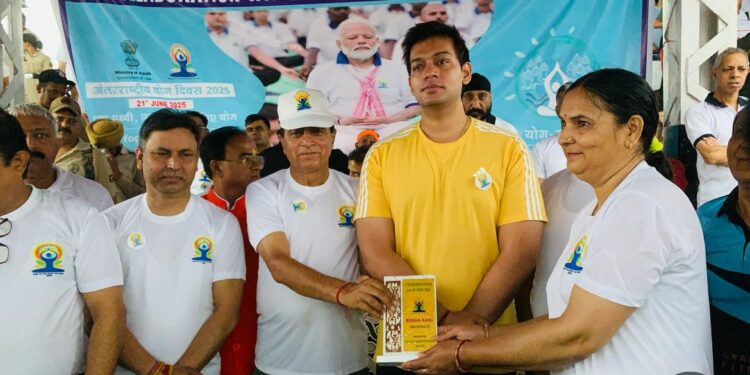 Kathua celebrates 11th International Day of Yoga amid overwhelming public participation