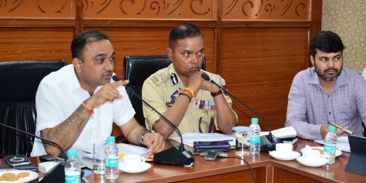 Div Com, IGP Jammu review arrangements for Shri Amarnathji Yatra-2025