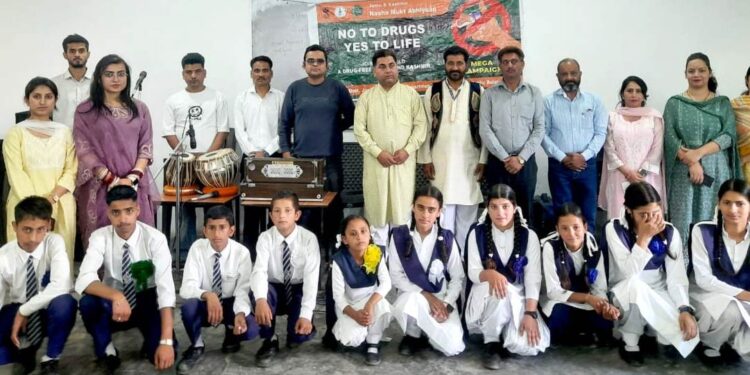 DIPR encourages students’ participation in anti-drug campaign