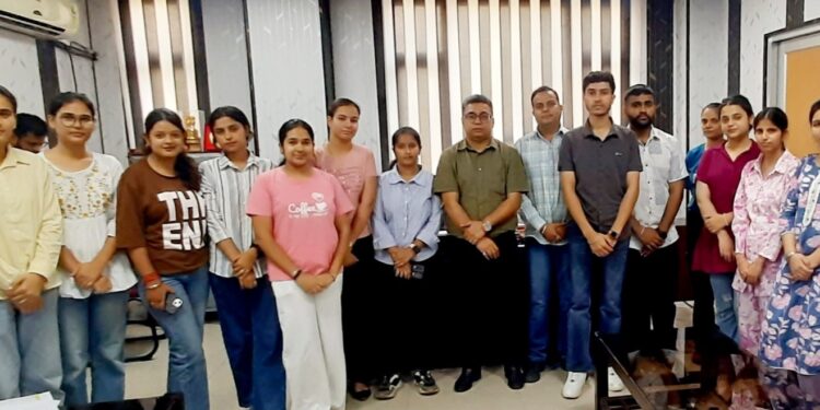 IMCSD Interns interact with Joint Director Information, Jammu