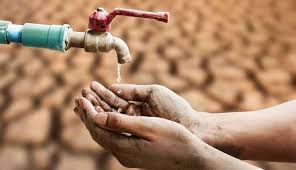 Amid heatwave, Islam Yarbal locality in Zainkadal faces acute water crisis for past 10 days