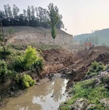Irrigation restored in Awantipora after canal breach fixed, brings relief to farmers