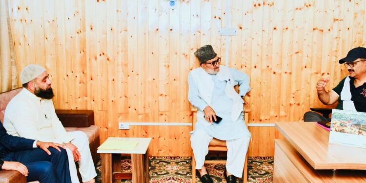 Kashmir Timber Association calls on Forest Minister, suggests regulatory reforms