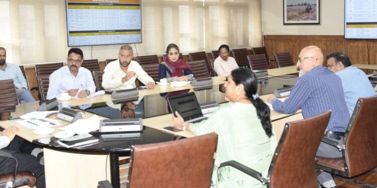 CS assesses implementation of SBM-Urban, AMRUT 2.0 in J&K