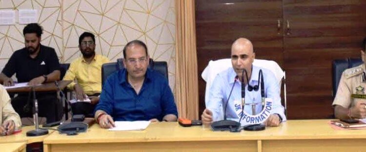 DC Kishtwar discusses arrangements for Independence Day-2025