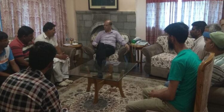Advisor to Chief Minister Meets Safai Karamchari Representatives, Assures Action on Genuine Demands