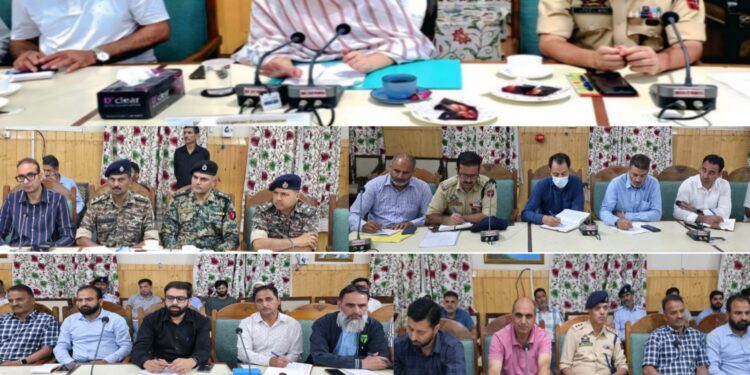DC Kupwara reviews arrangements for Independence Day celebrations