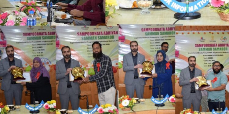 Distt administration Pulwama organises ‘Sampoornata Abhiyan Samman Samaroh’
