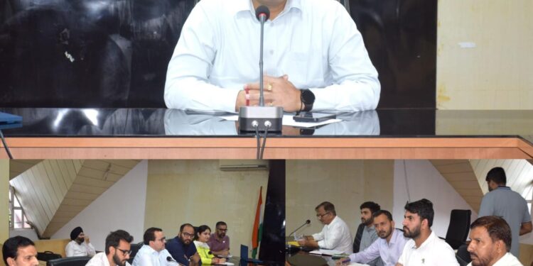 DC Poonch reviews land identification process for Panchayat Ghars, SBM Projects