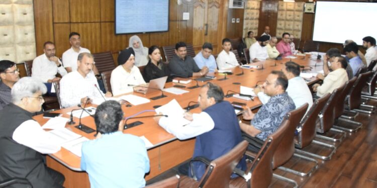 CS emphasizes timely Aadhaar seeding of DBT schemes