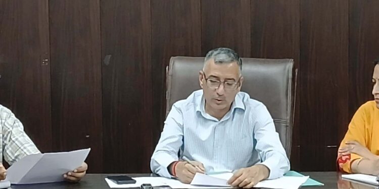 DC Samba assesses progress of Pradhan Mantri Awas Yojana (Urban) – 2.0 survey in district