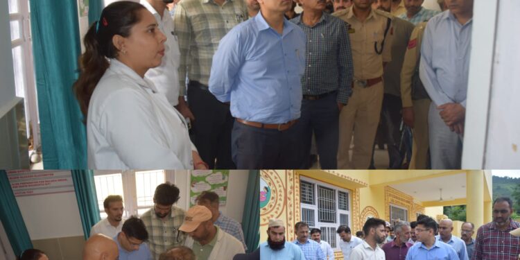 DC Poonch visits Ayushman Arogya Mandir Sub Centre Chhajla, Mendhar; reviews healthcare facilities