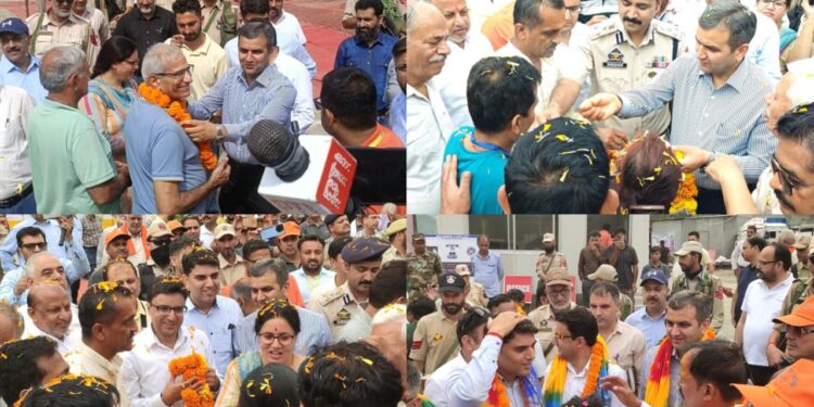 District Administration Ramban welcomes first batch of Shri Amarnath Ji Yatra-2025 Pilgrims at Chanderkote