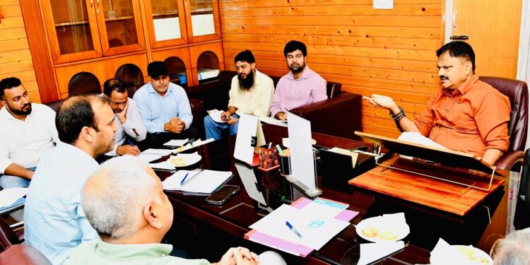 Rana reviews PMGSY projects in Poonch