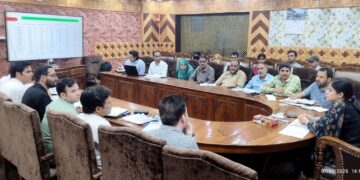 DC Kupwara reviews progress of Poshan schemes