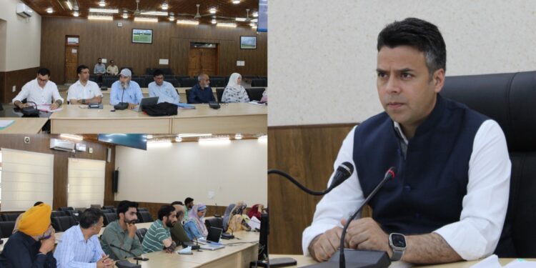 DC Budgam chairs DLTFC meeting on Climate Change & Health