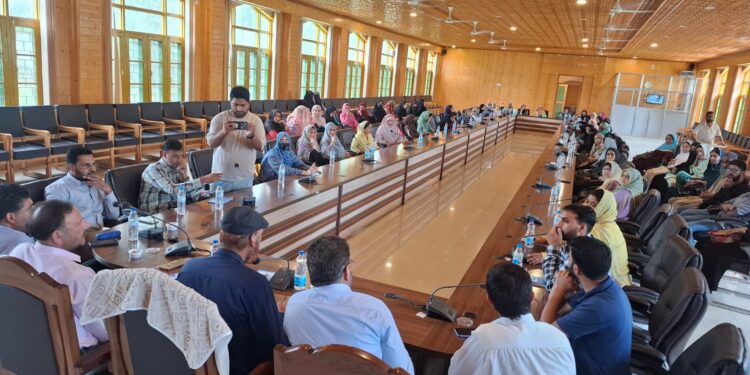 Awareness camp for artisans & weavers held at Chijhama Baramulla
