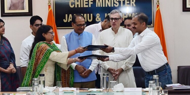 Shivraj Chouhan, Omar Abdullah review Agri, Rural Development progress in J&K