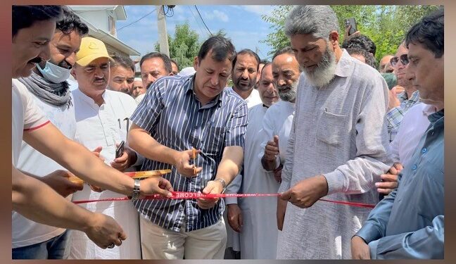 Javid Dar inaugurates Macadamization Projects in Rafiabad Constituency