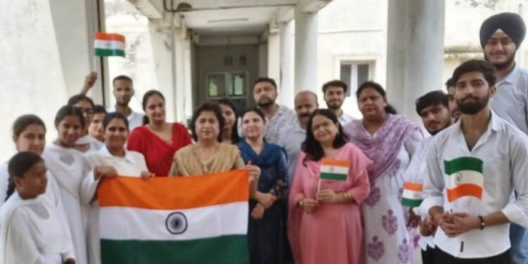 GDC Vijaypur organizes “Selfie with Tiranga” activity to celebrate I- Day
