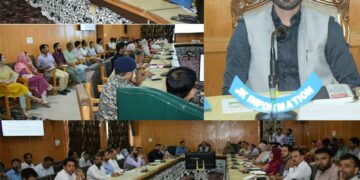 DC Pulwama reviews preparedness for Har Ghar Tiranga campaign 2025