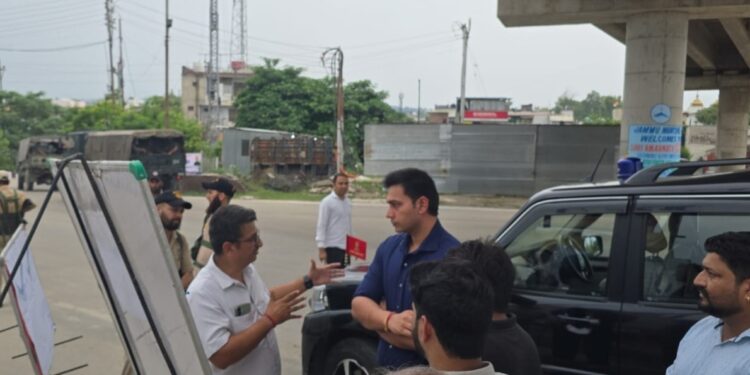 DC Jammu reviews progress of Jammu-Akhnoor NH project