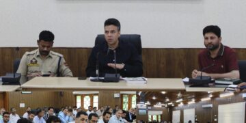DC Budgam chairs preparatory meeting for Har Ghar Tiranga campaign-2025
