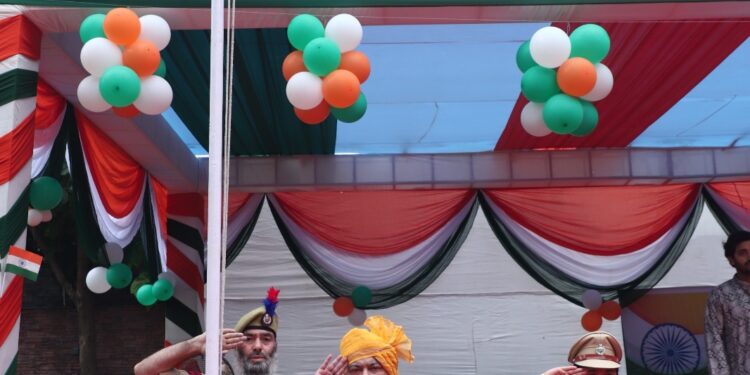Resident Commissioner of J&K observes Independence Day at New Delhi