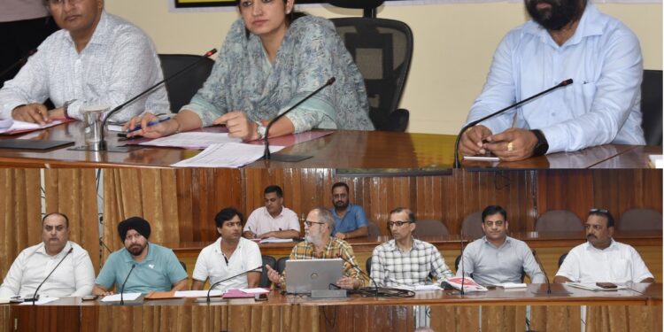 DC Udhampur reviews implementation of TB Mukt Bharat Abhiyan