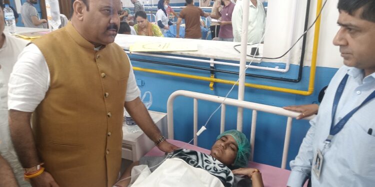 Dy CM interacts with cloudburst victims at Chashoti