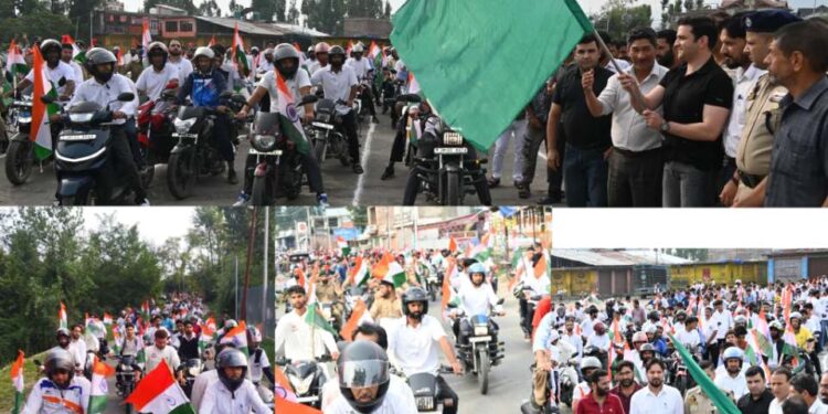 DC Kulgam Flags off Mega Bike Rally Under ‘Har Ghar Tiranga’ Campaign
