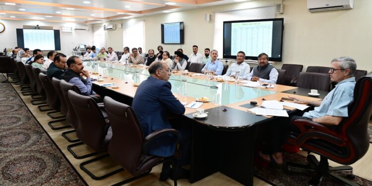 CM Omar Abdullah calls for increasing coverage under social inclusion schemes
