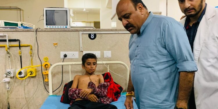 Dy CM visits relief camp, hospitals; assures comprehensive support to cloudburst-hit families