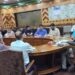 DDC Kupwara reviews progress under PM Surya Ghar- Muft Bijli Yojna
