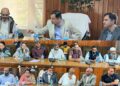 Javid Dar chairs consultative meeting with Fruit Mandi Associations to boost J&K Horticulture