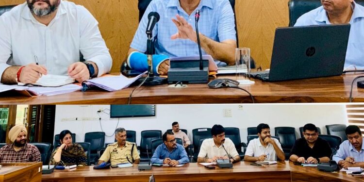 DC Kathua reviews preparations for Sewa Parv, Swasth Nari Sashakt Parivar Campaign