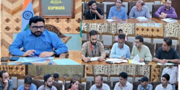 DC Kupwara reviews progress under PM Surya Ghar- Muft Bijli Yojna
