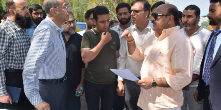 Dy. CM conducts extensive tour of Srinagar, Ganderbal districts