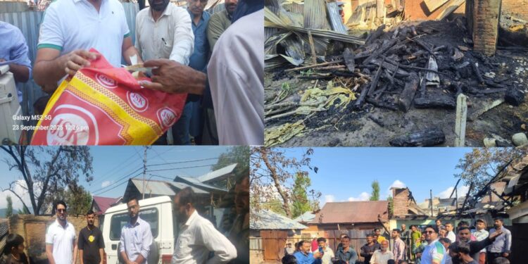 Distt admin Kupwara extends immediate relief to fire-affected families in Punzwa Villgam