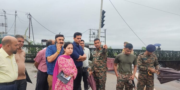 DC Jammu reviews restoration efforts post rainfall